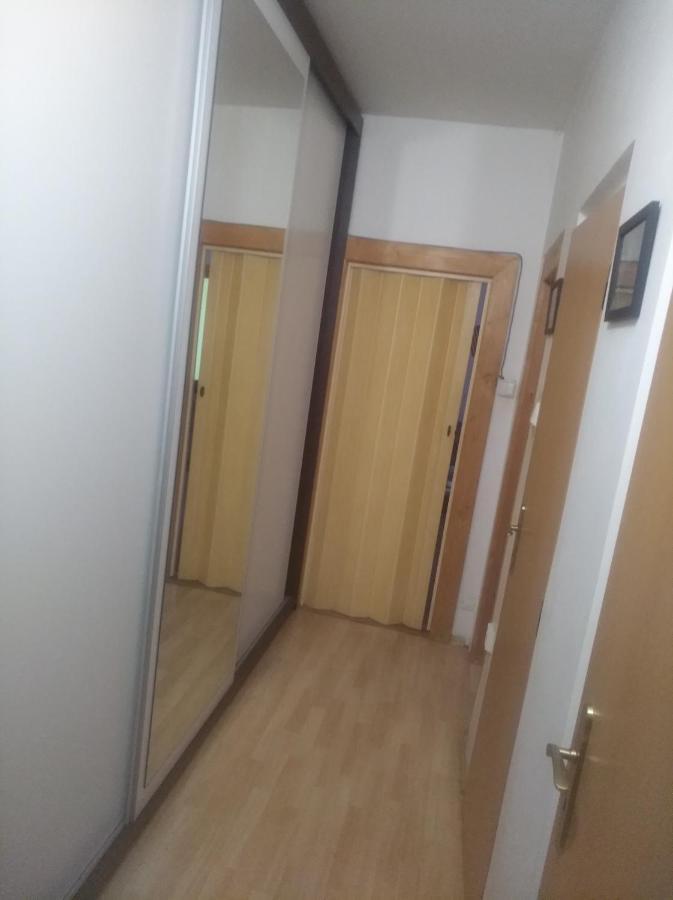 Byt 2+1 S Balkonem Vsetín 外观 照片
